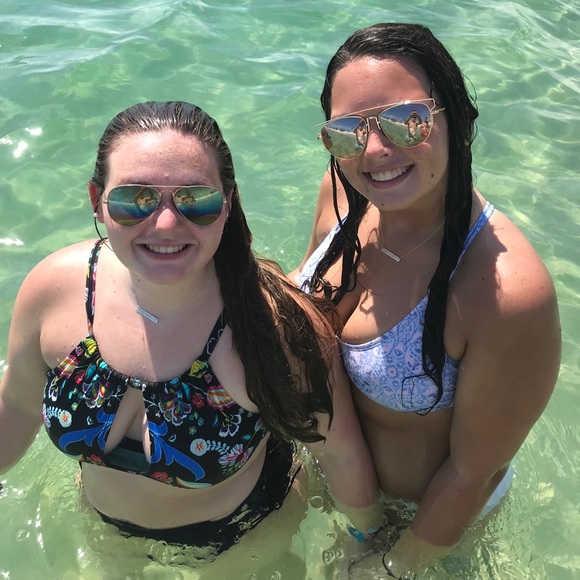 Meet your Posher, Blakelee - Picture 4 of 4